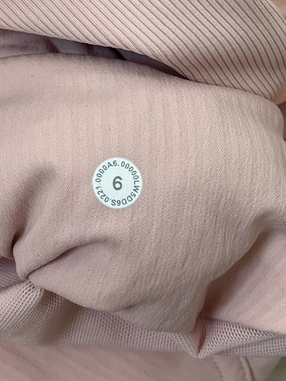 {Lululemon} Beyond the Studio Jogger in Pink - Womens 6 - Picture 9 of 9